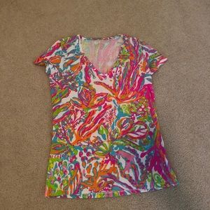 Lilly Tee
